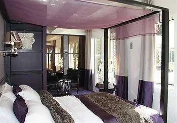 Hotel Vogue 4*